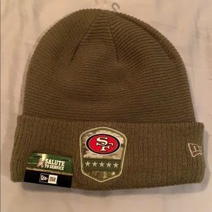 San Francisco 49ers Salute to Service Beanie